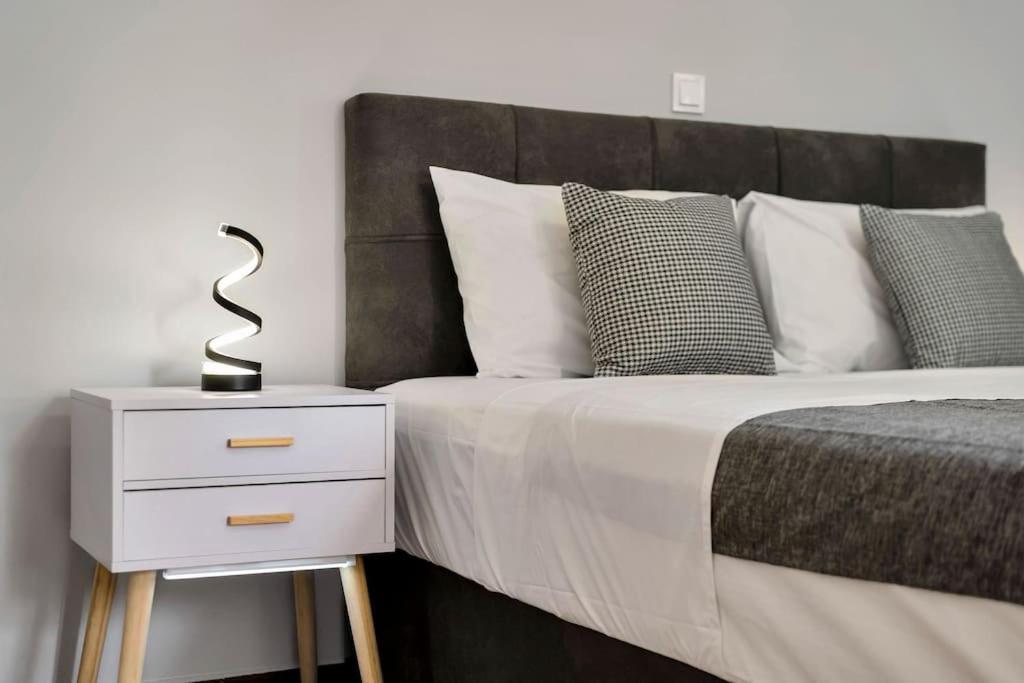 Artemis Modern Apartment Ateny Zewnętrze zdjęcie
